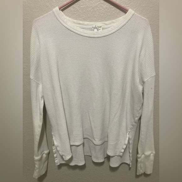 Aerie Offline Waffle Knit Split Hem Long Sleeve Tee Size Medium - Picture 6 of 10